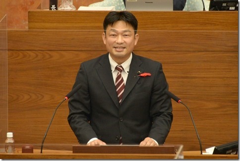 井坂しんや議員の反対討論(2022年10月14日).jpg