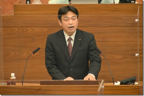 井坂しんや議員の反対討論(2022年12月19日).jpg